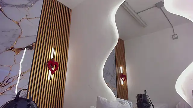 indi catalina online show from 03-14-26, 01:17