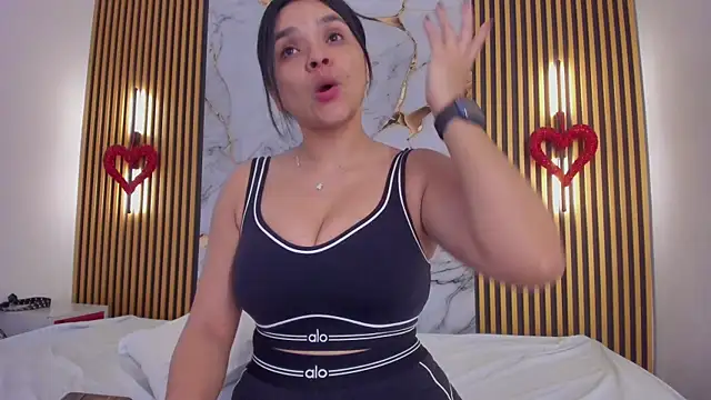 indi catalina online show from 03-03-26, 01:07