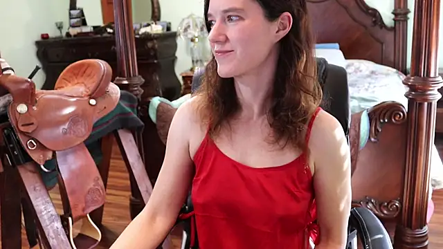 Snapshot of thornburyrose chatting on 03-11-25, 08:42 thornburyrose online show from 03-11-25, 08:42