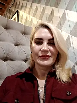 JennyOMay online show from 11-15-25, 05:33