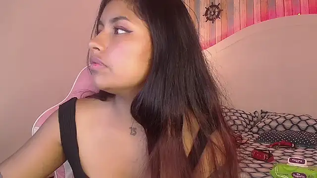 ChantalPetit online show from 03-25-26, 08:08