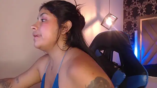 ChantalPetit online show from 04-28-26, 05:06