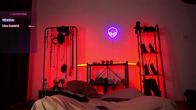 CyberXGoddess online show from 01-11-26, 04:41