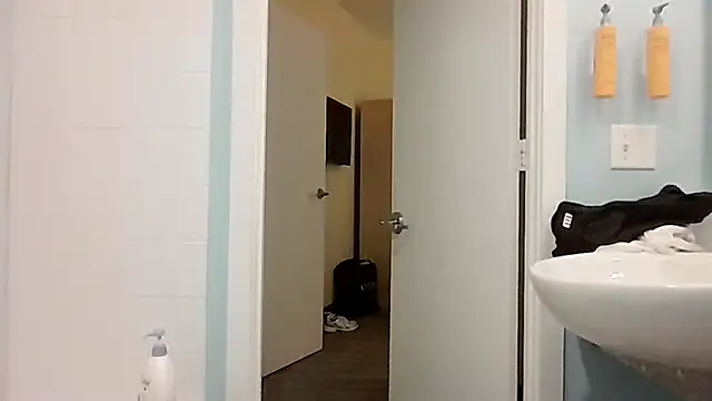 Maculine Stayr online show from 04-24-26, 06:48