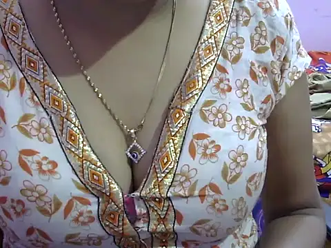 Your wild Dia online show from 11-06-25, 01:15