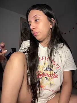 kiaraglam2 online show from 11-21-25, 01:32