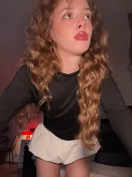 Weeissy online show from 12-15-25, 07:20