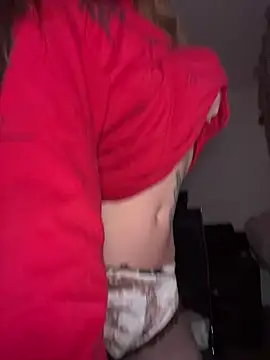 Snapshot of Weeissy chatting on 10-31-25, 06:48 Weeissy online show from 10-31-25, 06:48