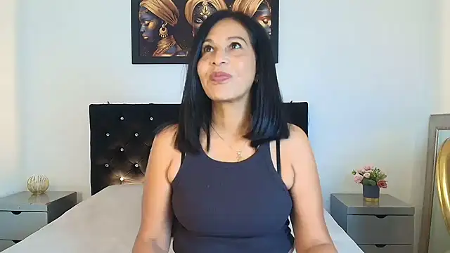 Snapshot of Shanon_mature chatting on 07-13-26, 06:18 Shanon mature online show from 07-13-26, 06:18