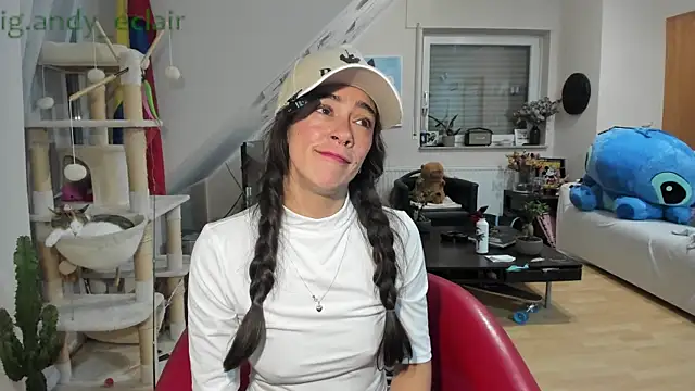 tinny williams online show from 09-26-25, 04:52