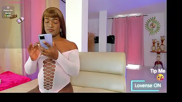 SammyGirlTS online show from 07-18-26, 02:03