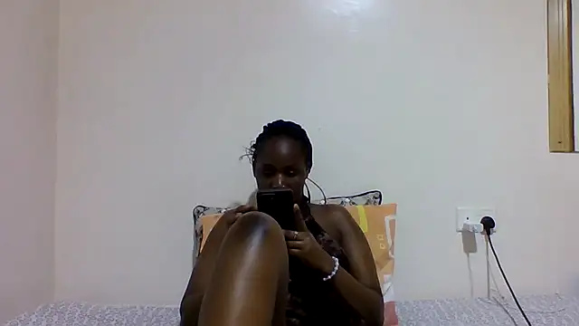 sweetelle09 online show from 03-10-26, 07:29