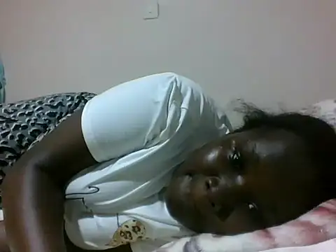 queen aria19 online show from 01-14-26, 06:33