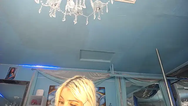 ADRIANNA FOX online show from 05-24-26, 06:13