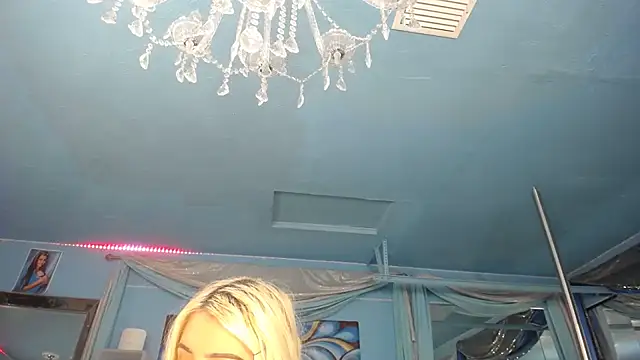 ADRIANNA FOX online show from 05-22-26, 03:21