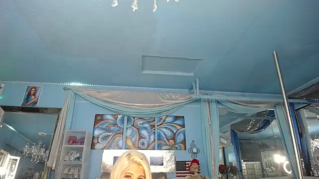 ADRIANNA FOX online show from 02-24-26, 12:11