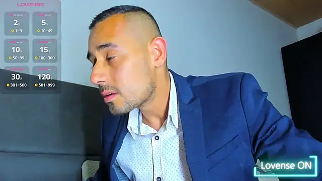 Snapshot of jhonyalzate2 chatting on 11-28-25, 03:17 jhonyalzate2 online show from 11-28-25, 03:17