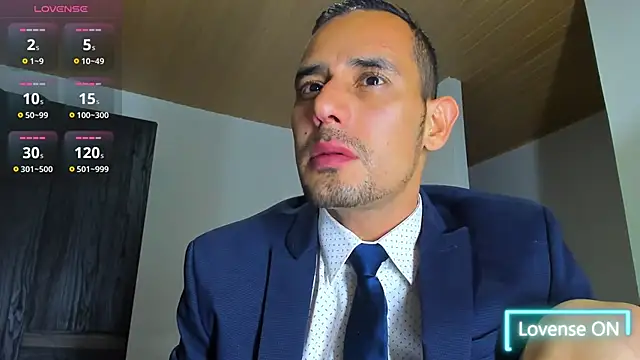 Snapshot of jhonyalzate2 chatting on 10-28-25, 02:56 jhonyalzate2 online show from 10-28-25, 02:56