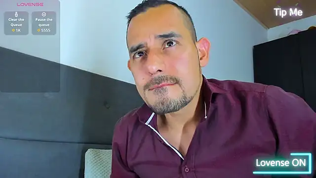 Snapshot of jhonyalzate2 chatting on 09-14-25, 12:11 jhonyalzate2 online show from 09-14-25, 12:11