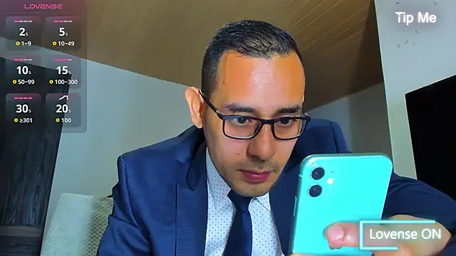 Snapshot of jhonyalzate2 chatting on 10-22-25, 02:11 jhonyalzate2 online show from 10-22-25, 02:11