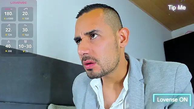 Snapshot of jhonyalzate2 chatting on 10-06-25, 01:51 jhonyalzate2 online show from 10-06-25, 01:51