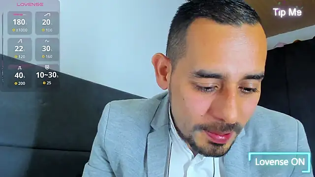 Snapshot of jhonyalzate2 chatting on 09-18-25, 02:47 jhonyalzate2 online show from 09-18-25, 02:47