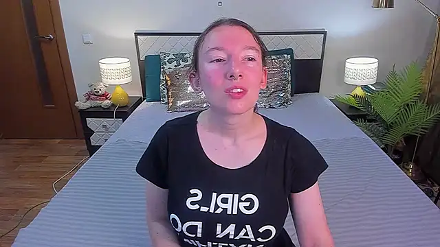 CatherineWalls online show from 07-13-26, 03:39
