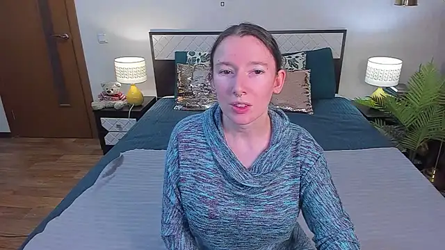 CatherineWalls online show from 06-04-26, 04:28
