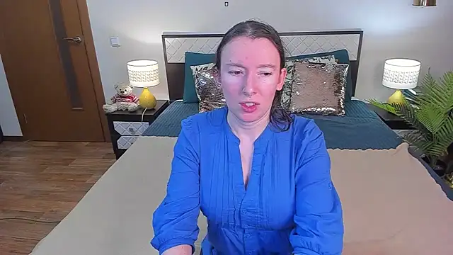 CatherineWalls online show from 06-01-26, 02:56