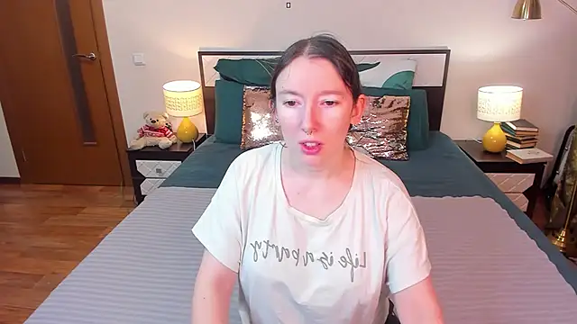 CatherineWalls online show from 02-01-26, 04:11