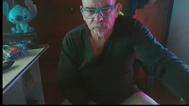 Snapshot of 0oscar_xxx chatting on 09-23-25, 08:16 0oscar xxx online show from 09-23-25, 08:16
