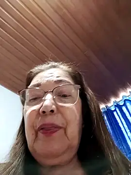 Vicky Rosse online show from 03-18-26, 06:42