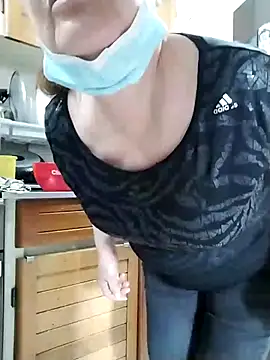 Vicky Rosse online show from 10-03-25, 06:09