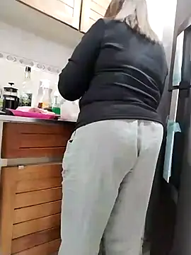 Vicky Rosse online show from 02-18-26, 08:27