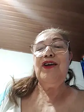 Vicky Rosse online show from 10-14-25, 05:02