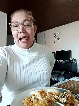 Vicky Rosse online show from 09-25-25, 08:15