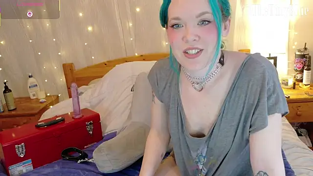 thetinyblue online show from 03-09-26, 05:05