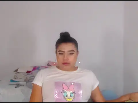 katrinawillff online show from 03-12-26, 04:40