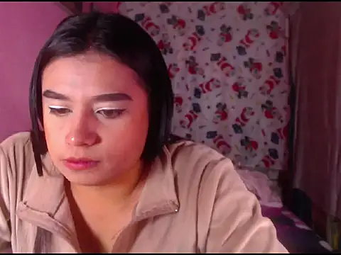 katrinawillff online show from 12-23-25, 04:56