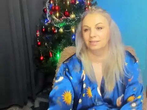 Snapshot of BroklynRydes chatting on 12-16-25, 10:36 BroklynRydes online show from 12-16-25, 10:36