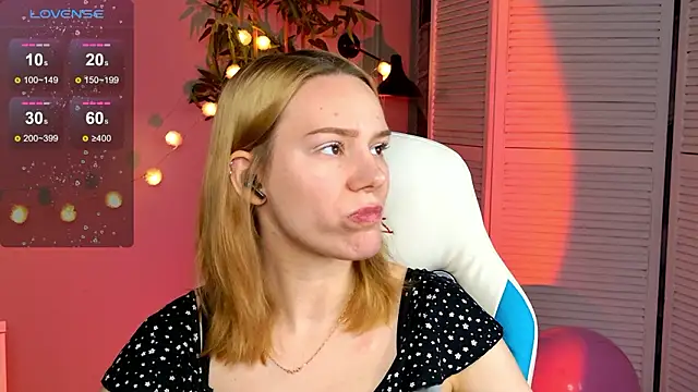 Ramona    online show from 03-07-26, 06:31