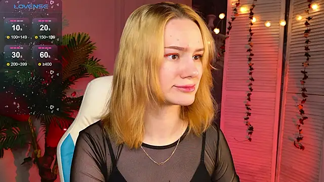 Ramona    online show from 02-10-26, 06:12