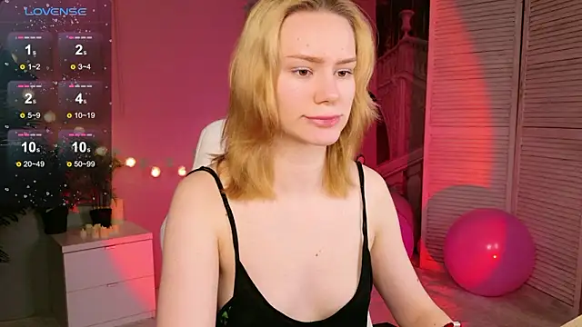 Ramona    online show from 02-22-26, 06:38