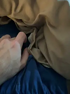 Snapshot of j1991j chatting on 09-21-25, 09:09 j1991j online show from 09-21-25, 09:09