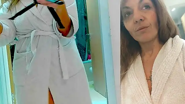 Carolain3 9 online show from 05-20-26, 06:38