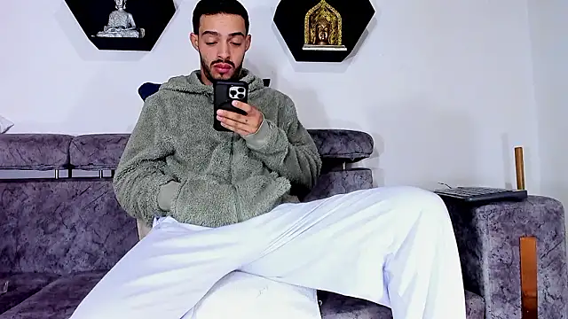 Alejandro Zatoro online show from 02-09-26, 01:09