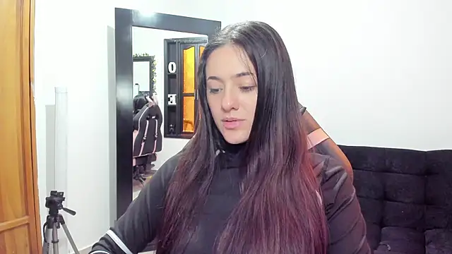 Snapshot of NoahWilliams_ chatting on 03-05-25, 05:39 NoahWilliams online show from 03-05-25, 05:39