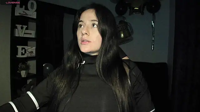 Snapshot of NoahWilliams_ chatting on 10-07-25, 07:48 NoahWilliams online show from 10-07-25, 07:48