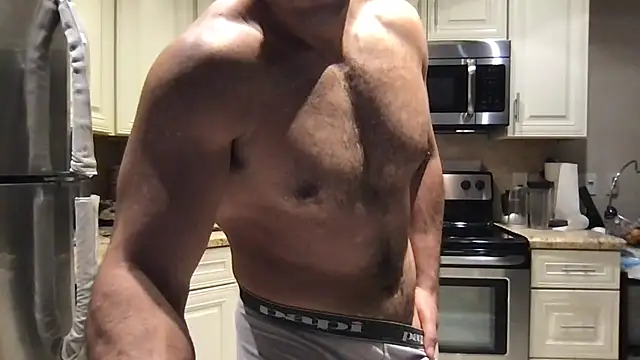 BigGuyMuscle online show from 06-13-26, 11:56