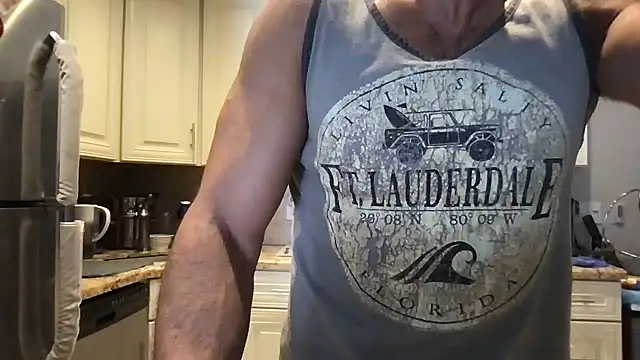 BigGuyMuscle online show from 03-13-26, 07:08